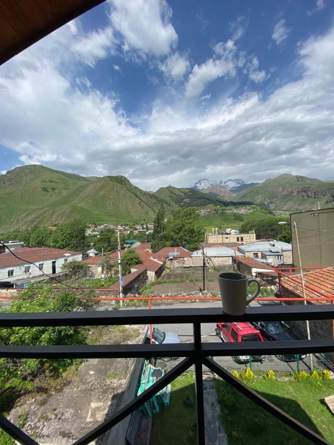Uptown Boutique Kazbegi Hotell Exteriör bild