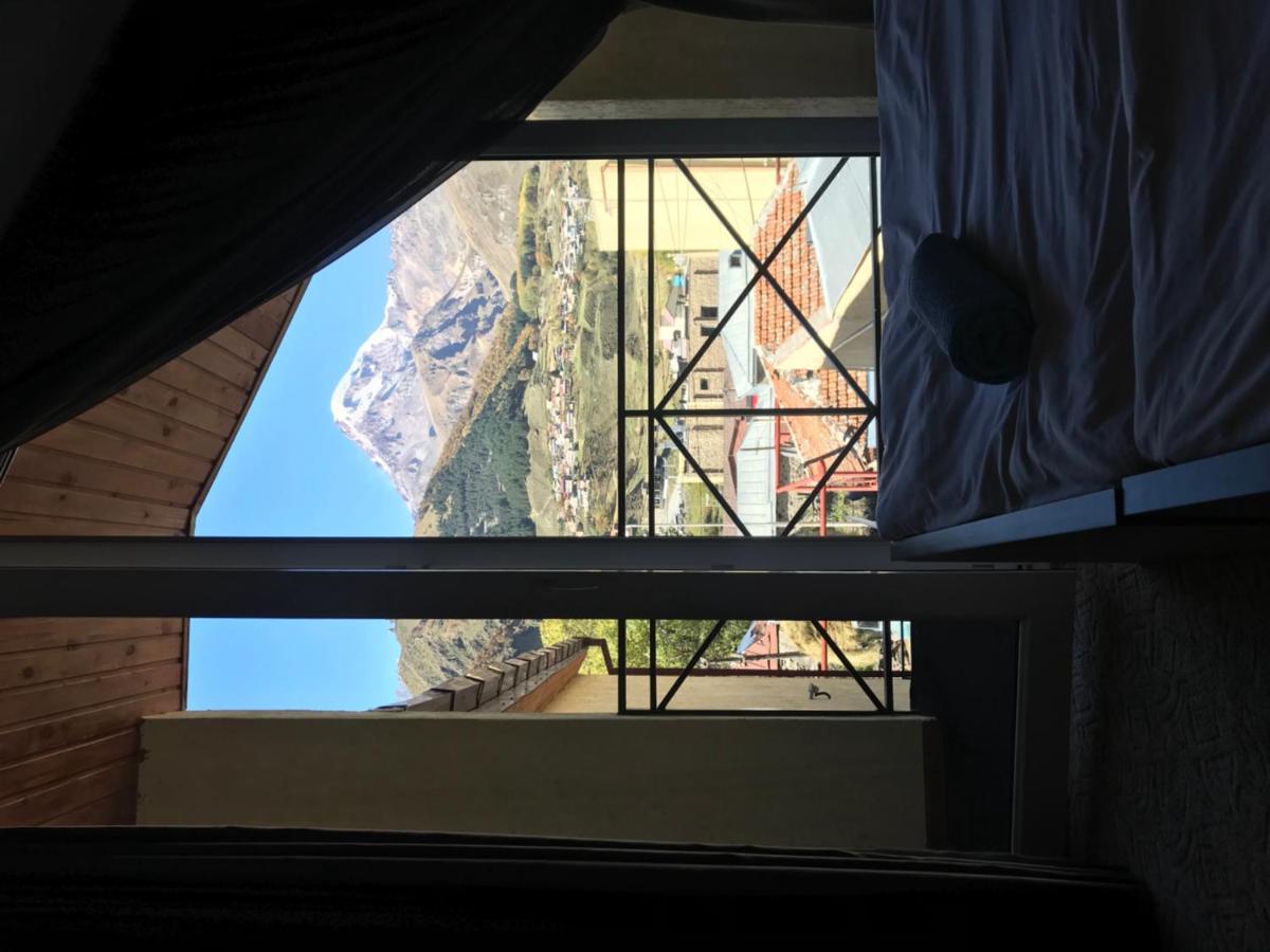Uptown Boutique Kazbegi Hotell Exteriör bild