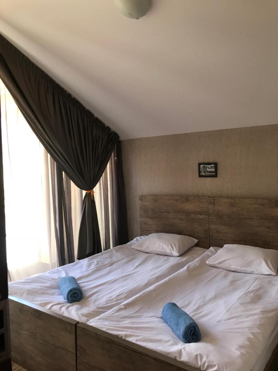Uptown Boutique Kazbegi Hotell Exteriör bild