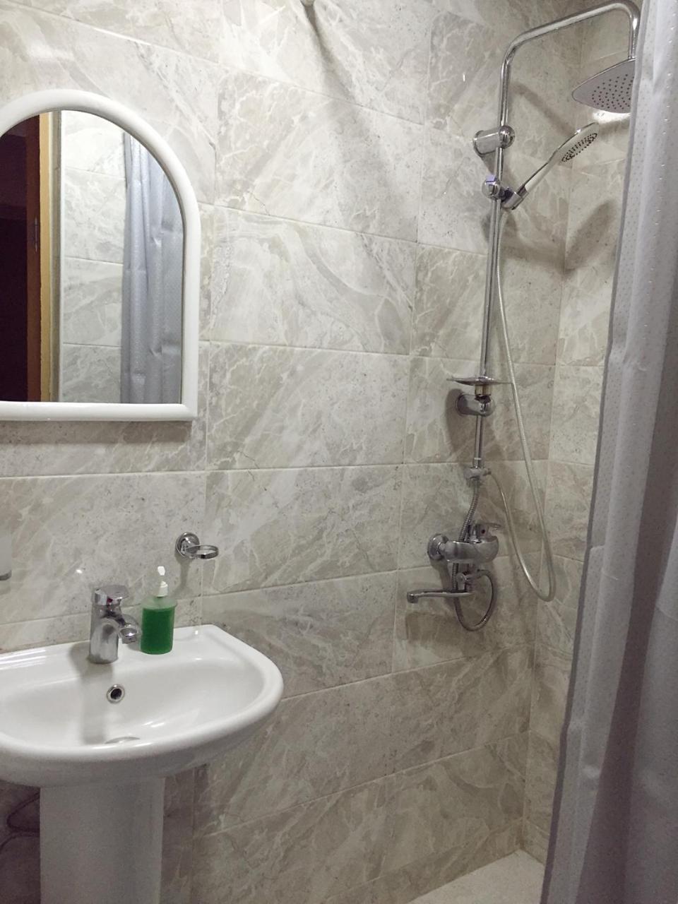 Uptown Boutique Kazbegi Hotell Exteriör bild